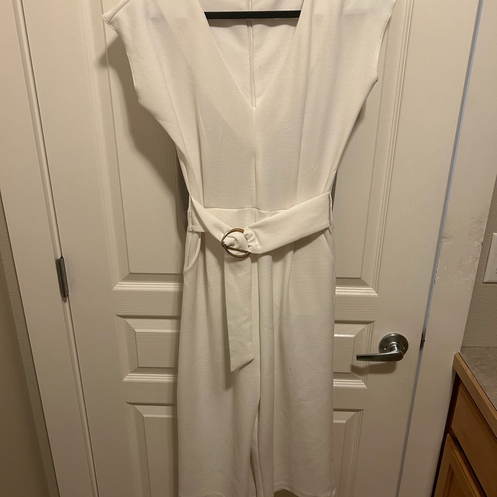 bishop + young White Sleeveless V-neck Sheath Jumpsuit
